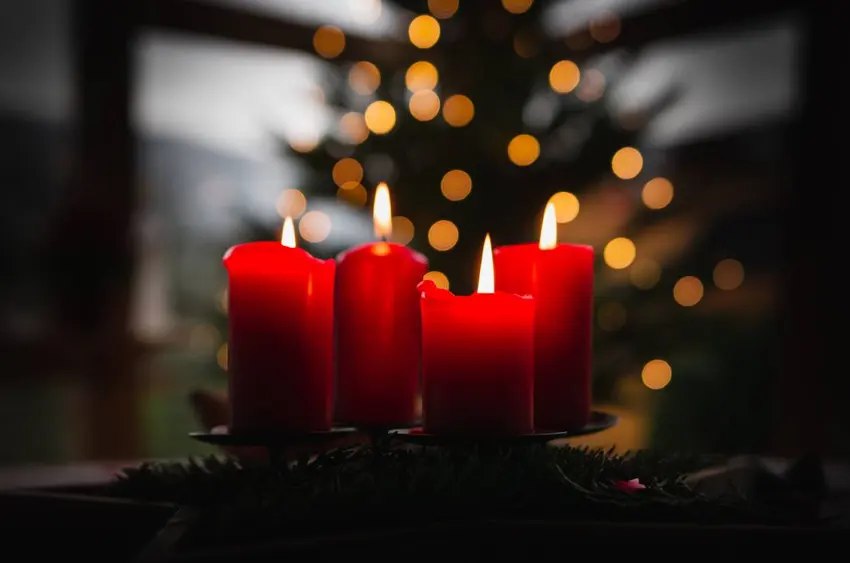 Почему в северных странах зажигают свечи в каждое воскресенье Адвента?