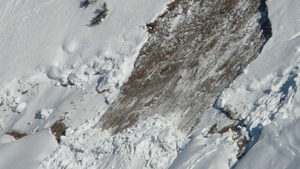 Лавины закрыли горные перевалы в норвегии