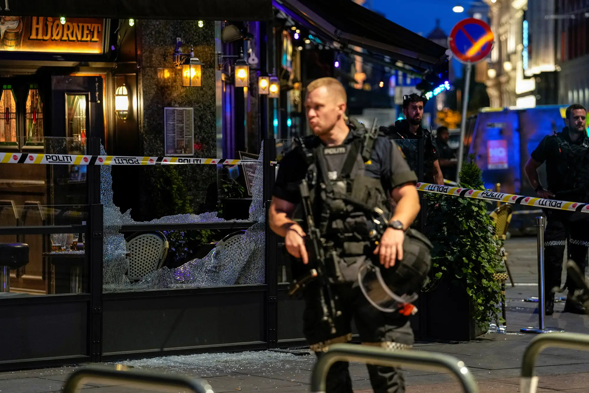 стрельбу у двух баров в центре Осло