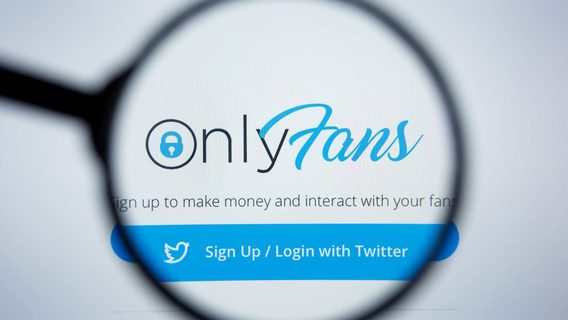 Модель OnlyFans в Норвегии обвиняют в уклонении от уплаты налогов