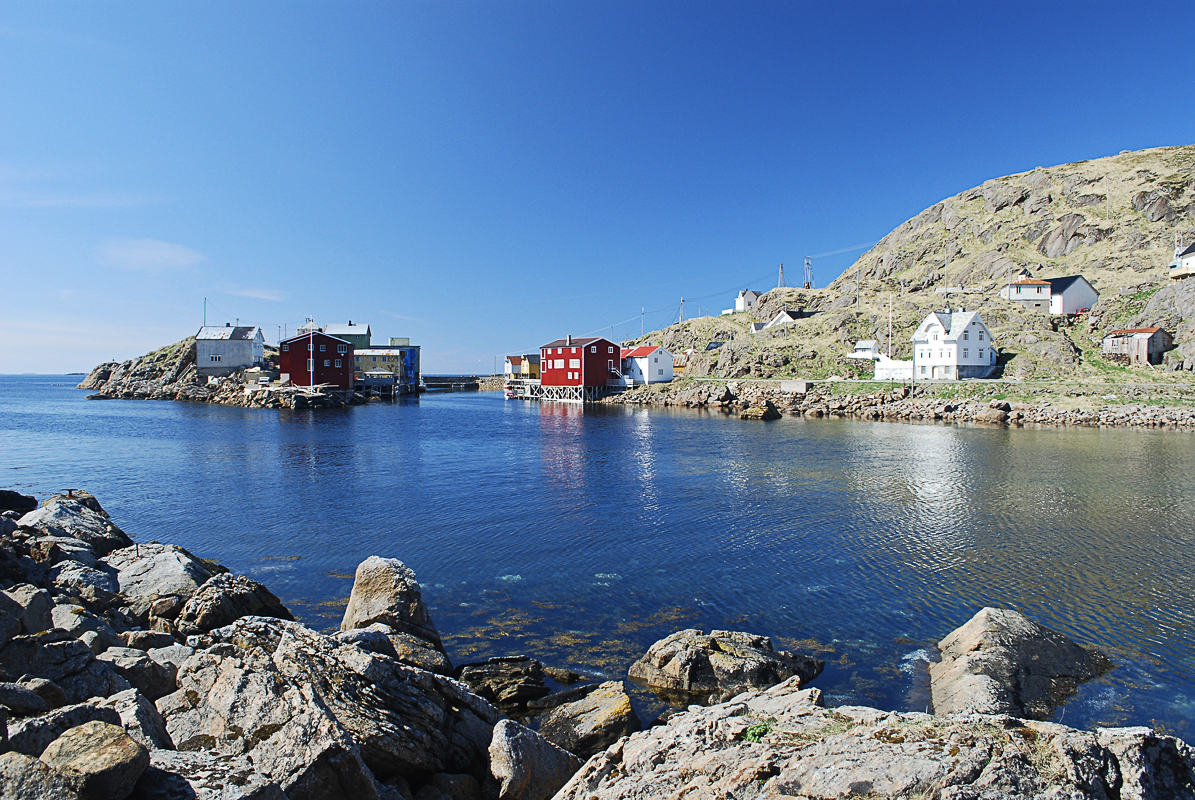 Тело найдено в море недалеко от Аустеволла, западная Норвегия